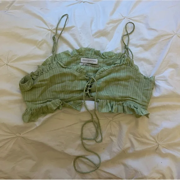Green Ruffled Crop Top - Picture 2 of 2